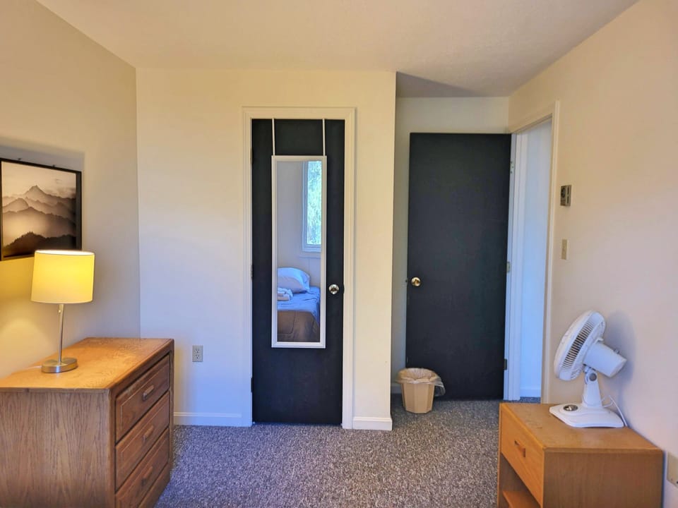 View towards hall from right twin room