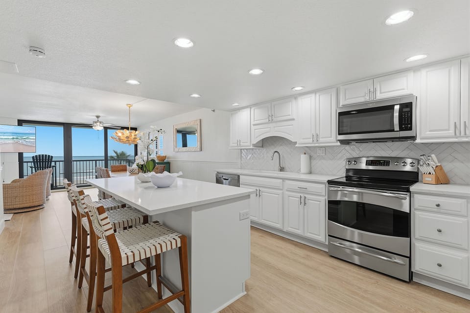 Kitchen + Views
