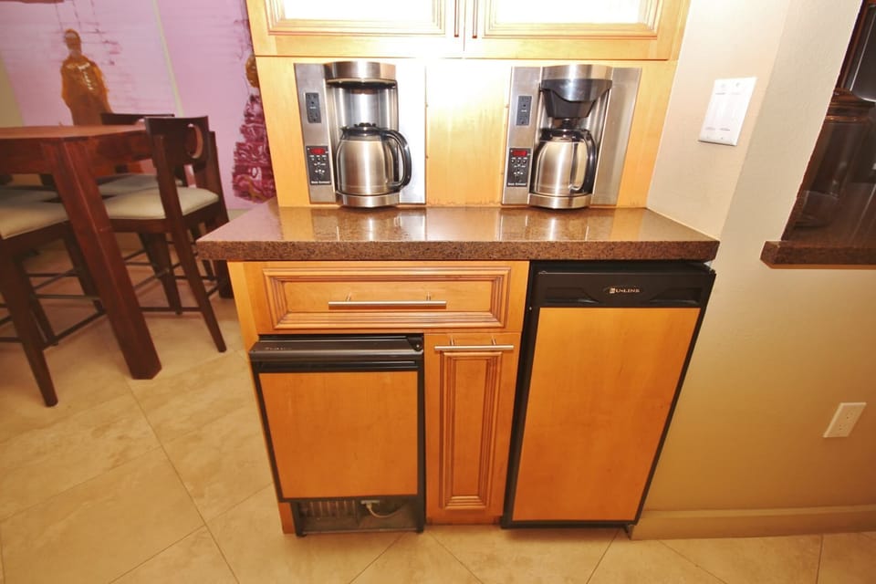 Wet Bar