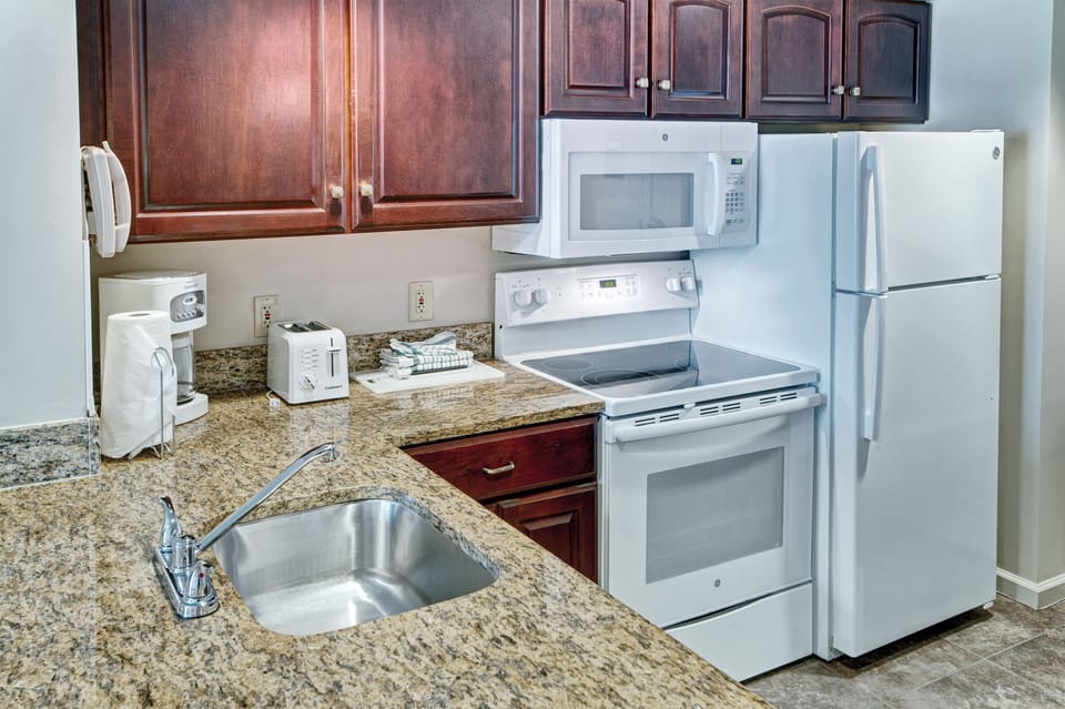 Kitchen-CW-Old-Town-Alexandria-15173-013
