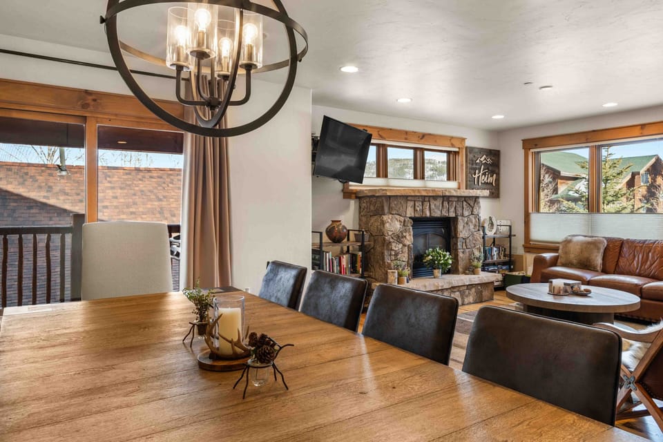 MVL-D Dining Area