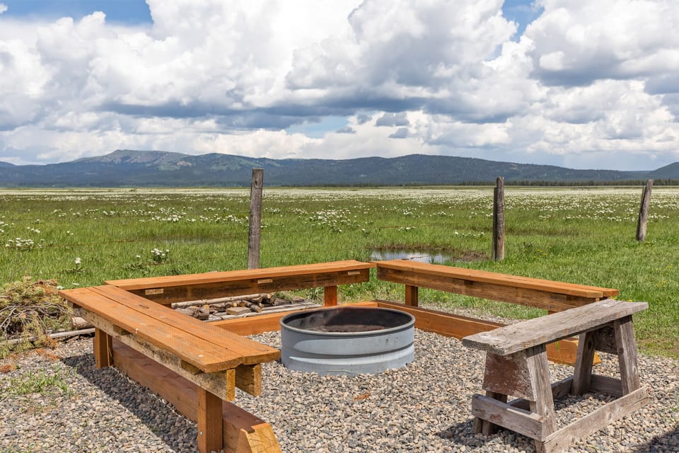 Grand View Retreat ~ fire pit (please bring your own wood)