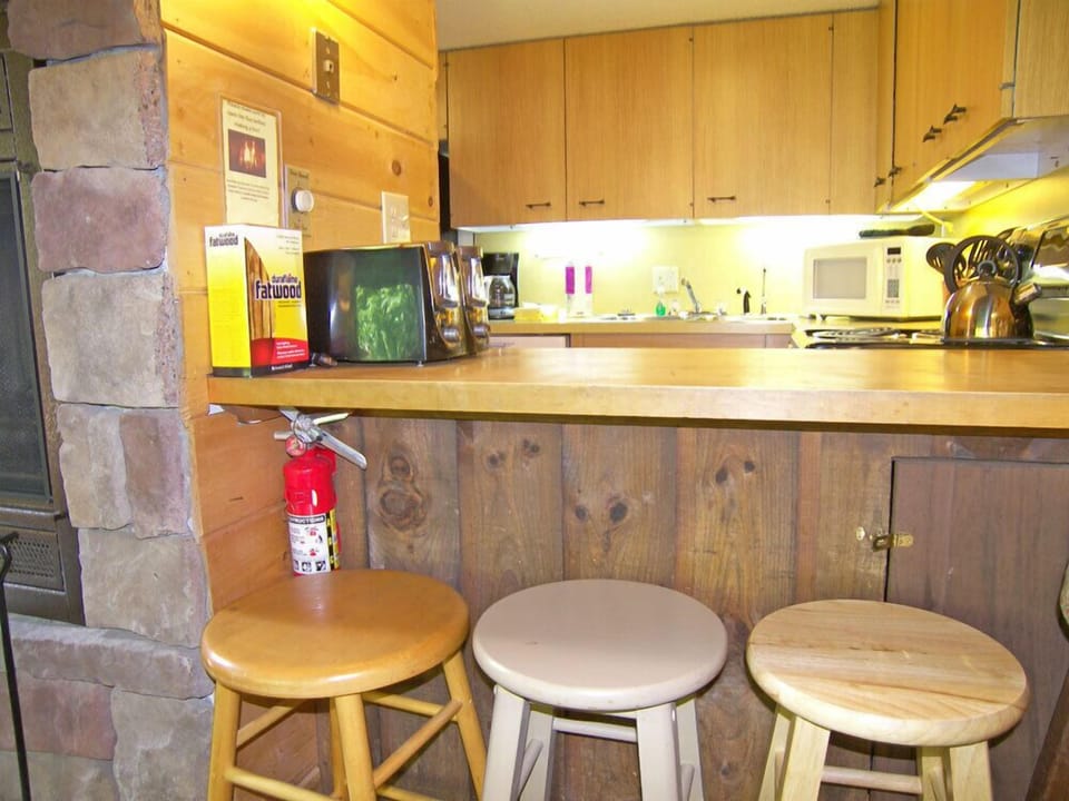 Kitchen Counter
