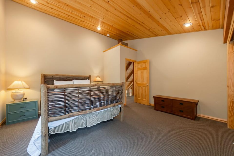 Bedroom 2 - Upstairs