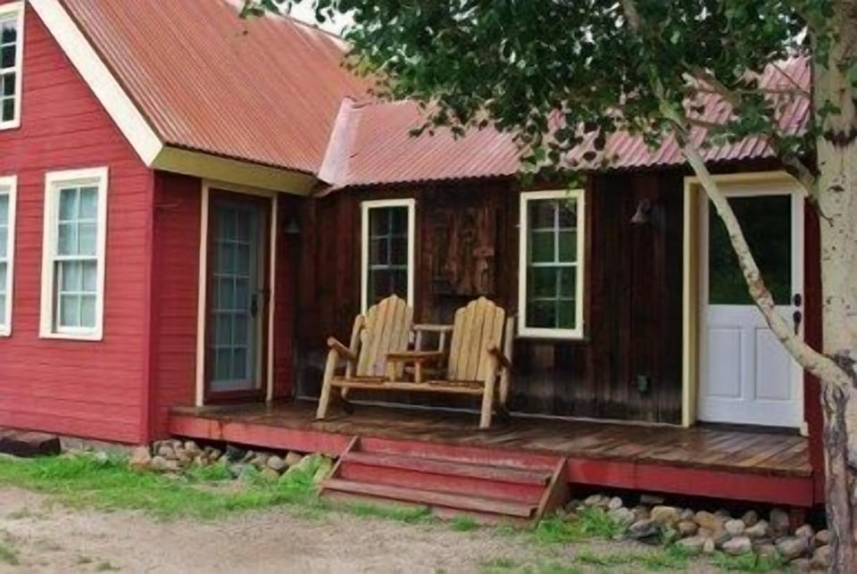 Side Deck and Entry