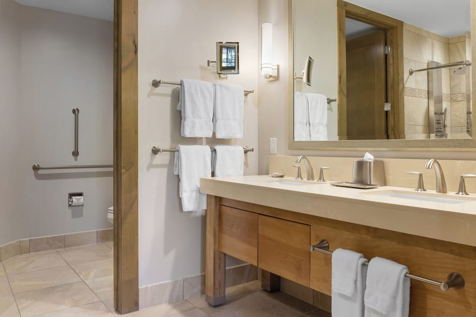 Bath-1br-avon-cw-1br-pres-ada-in-007
