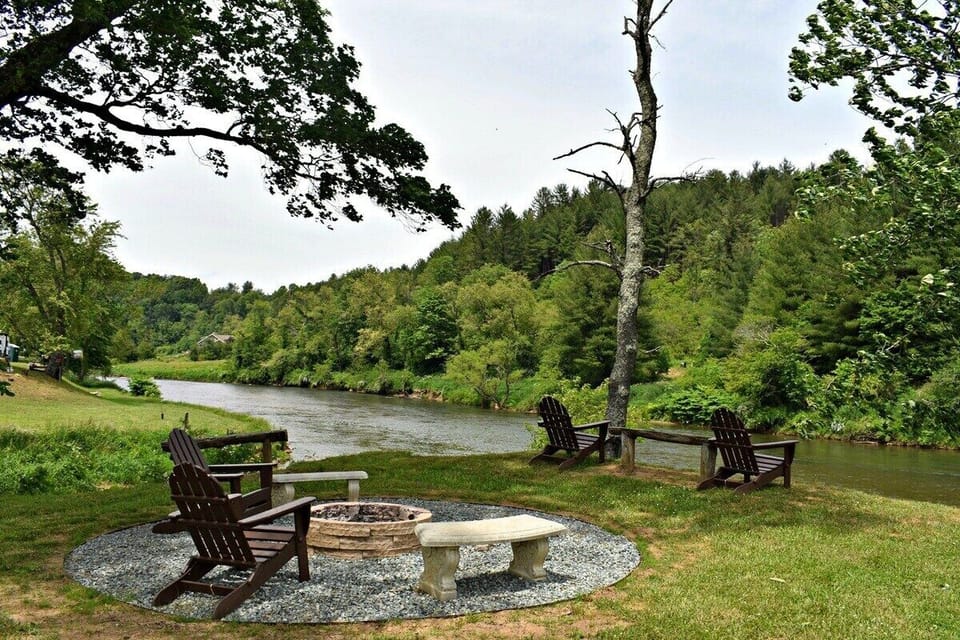 Firepit and Seating by the New River