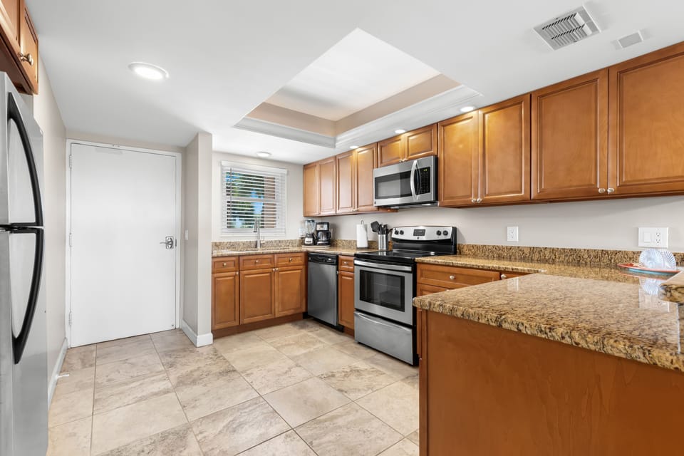 Completely renovated granite kitchen and stainless steel appliances