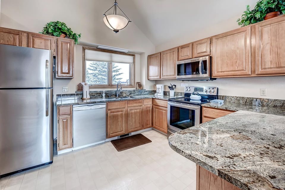 PT704 Kitchen