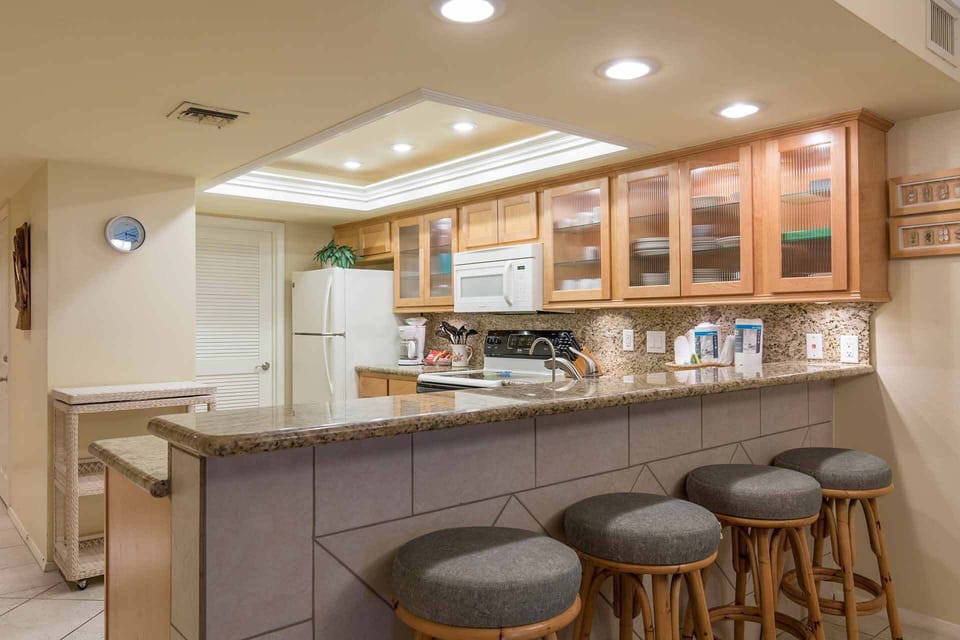 Extra seating at the kitchen bar