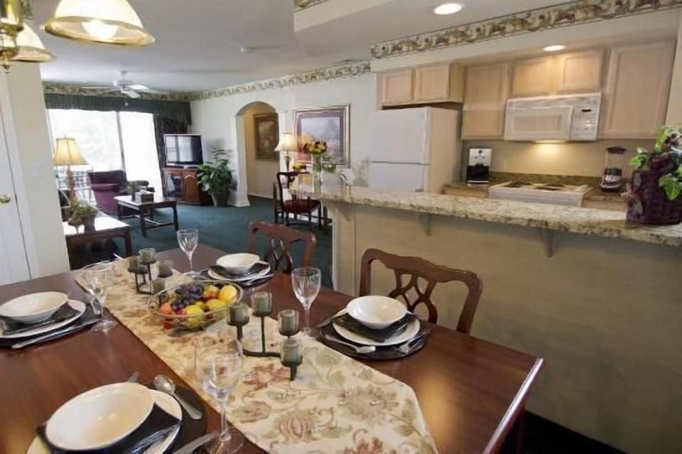 The Suites at Fall Creek pfcbdr-dining-room9_1
