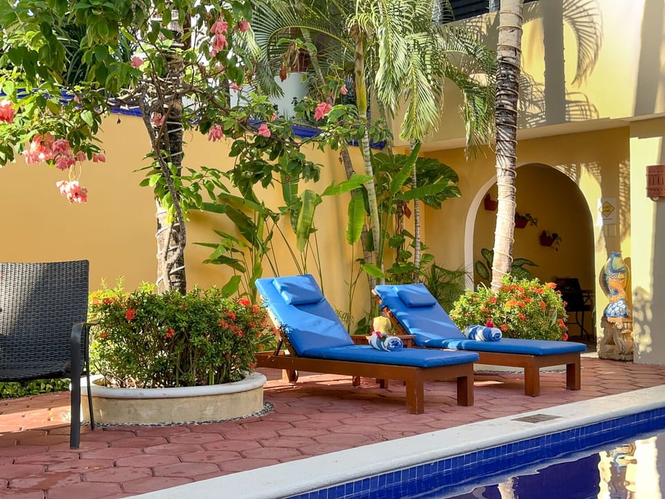 A2 Pool-2 - The entrance to your room is right through the archway