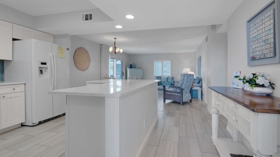 Sand Cliffs 214 Kitchen