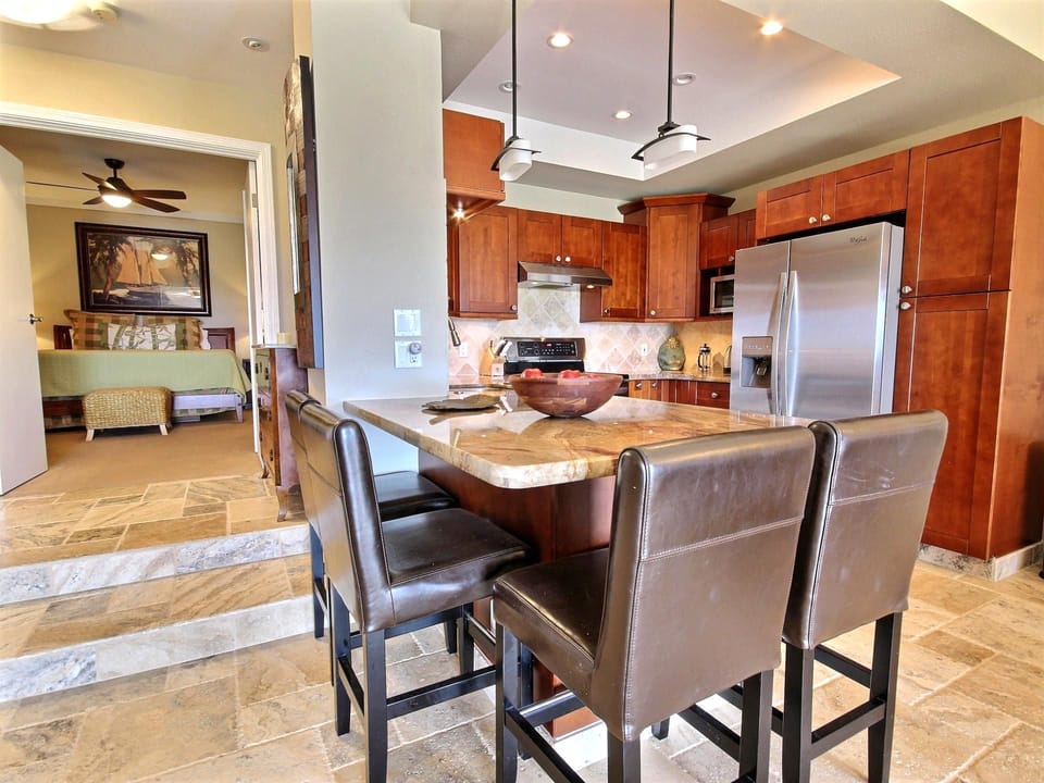 From beach days to dinner nights, this dining space is your hub for gathering, feasting, and recounting the day’s adventures    