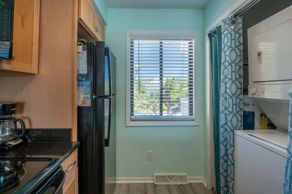 Kitchen, Stackable Washer And Dryer