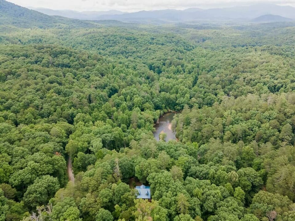 Close to Helen and Yonah Mountain