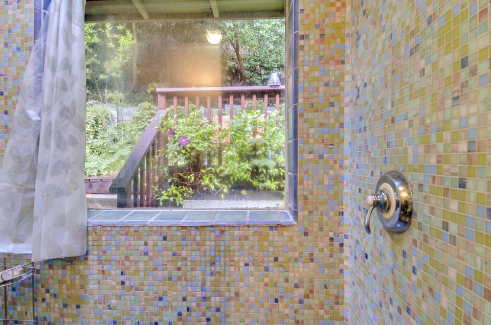 Tiny tiles! On the wall! Tiny tiles...