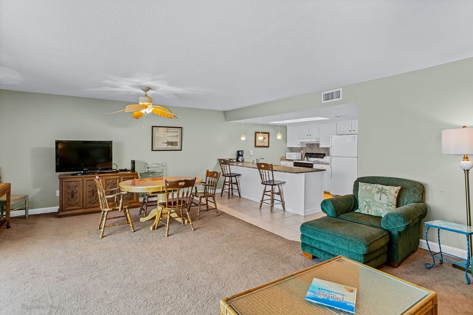 Open floor plan and FREE WiFi