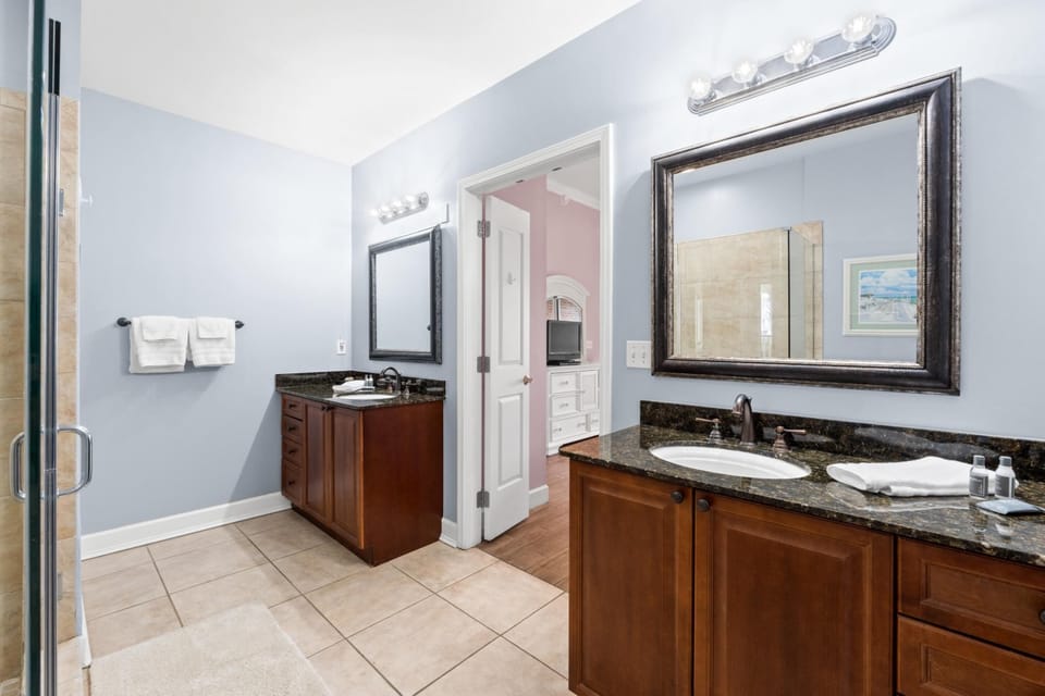 En Suite Bathroom