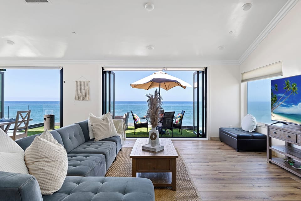 Panoramic Ocean Views