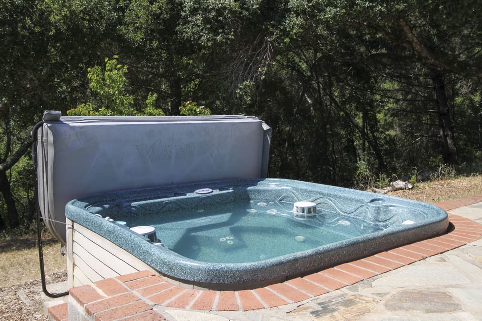 Hot tub