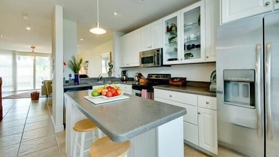 Kitchen with Island