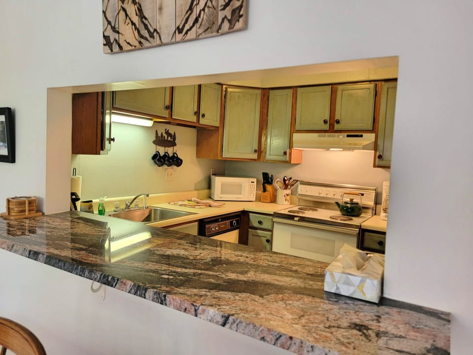 Kitchen with pass through