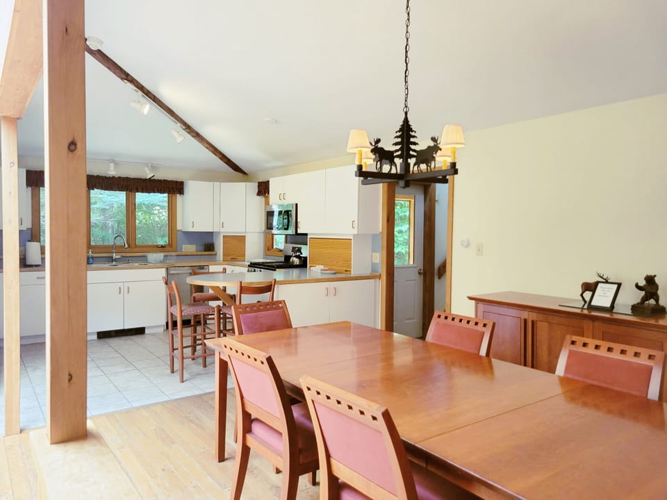 Dining area with view to kitchen