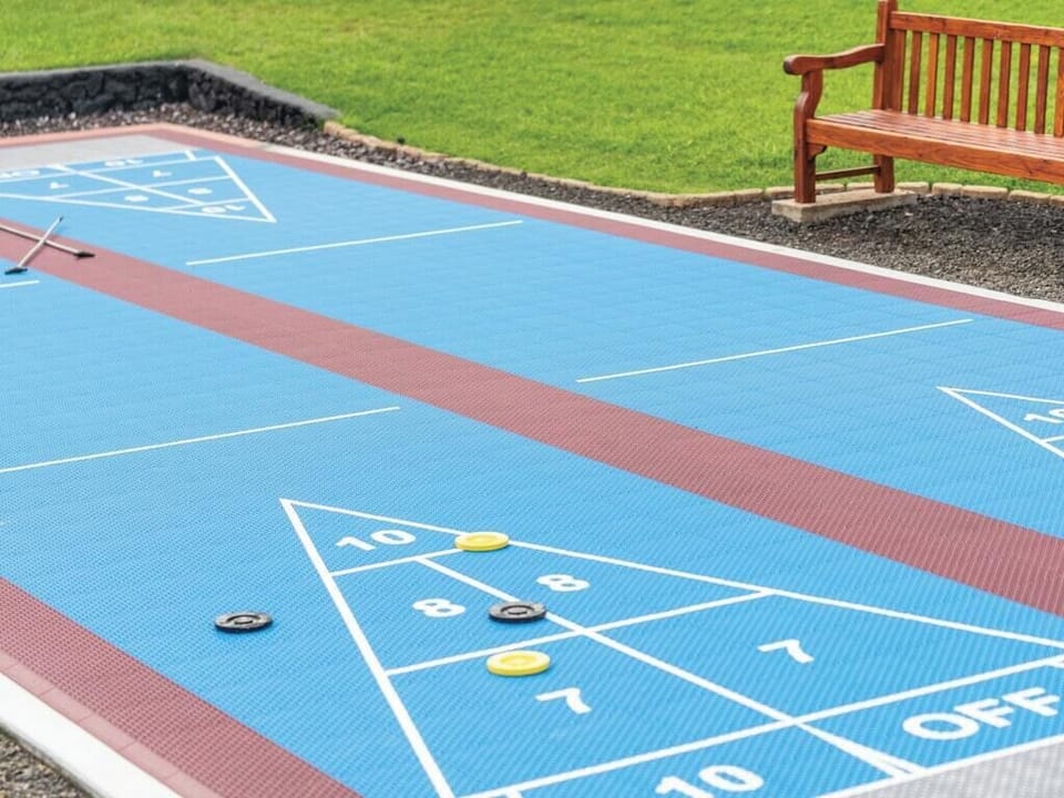 Shuffleboard-Kauai-Coast-Beachboy_Medium