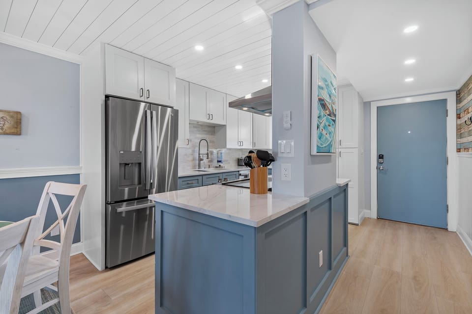 Kitchen island