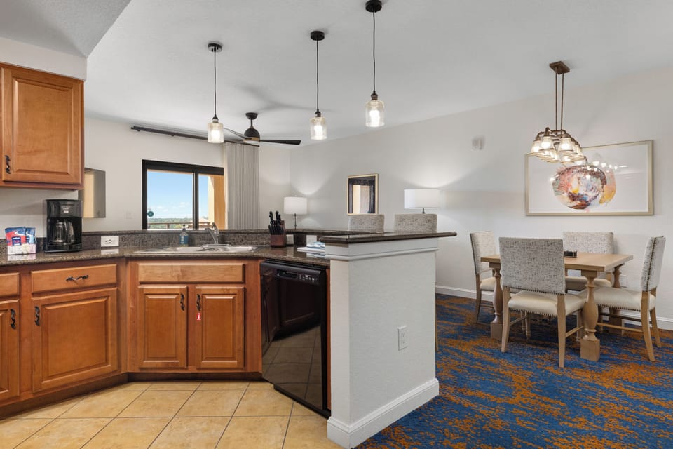 One-Bedroom-Deluxe-Kitchen-1-Club-Wyndham Bonnet-Creek