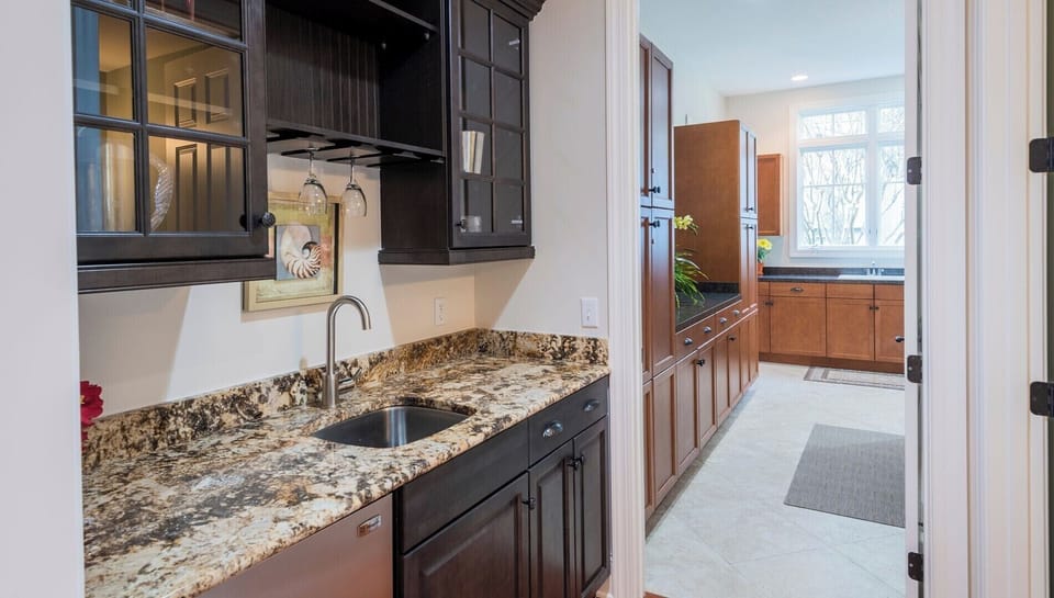 Butler Pantry Pass Through and Wet Bar