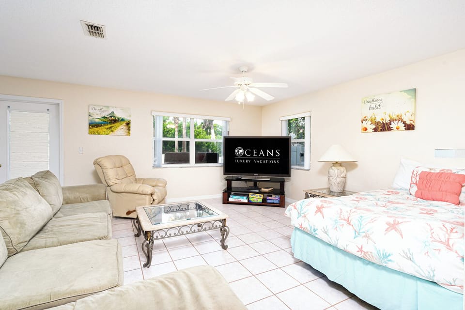 Ground Floor Guest bedroom 3