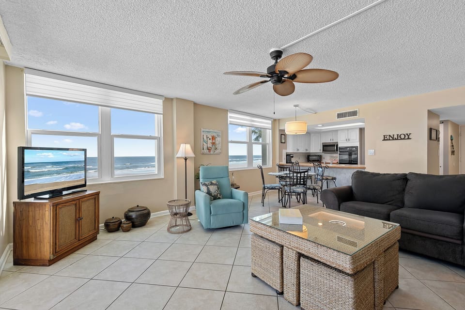 Direct Oceanfront Views