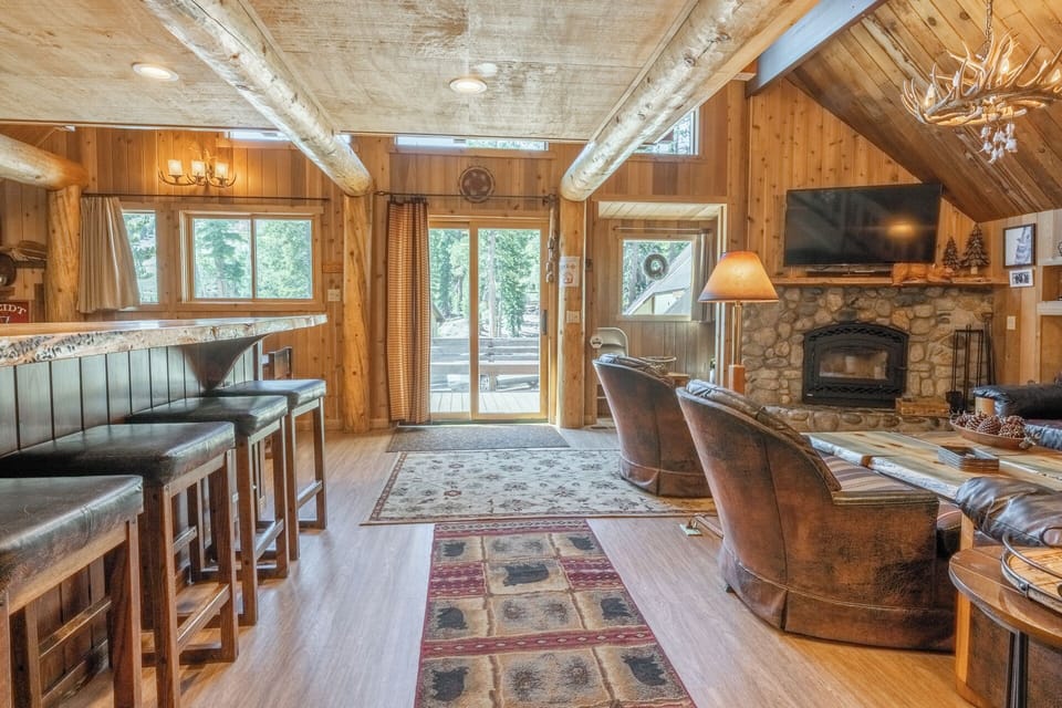 Chalet 9 common