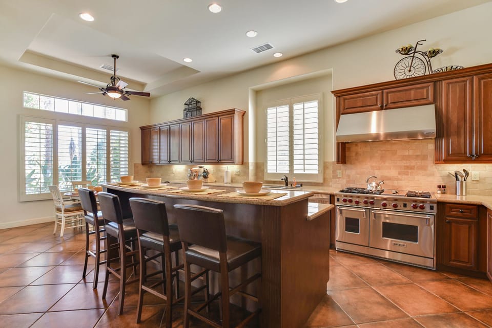Kitchen Dining Counter