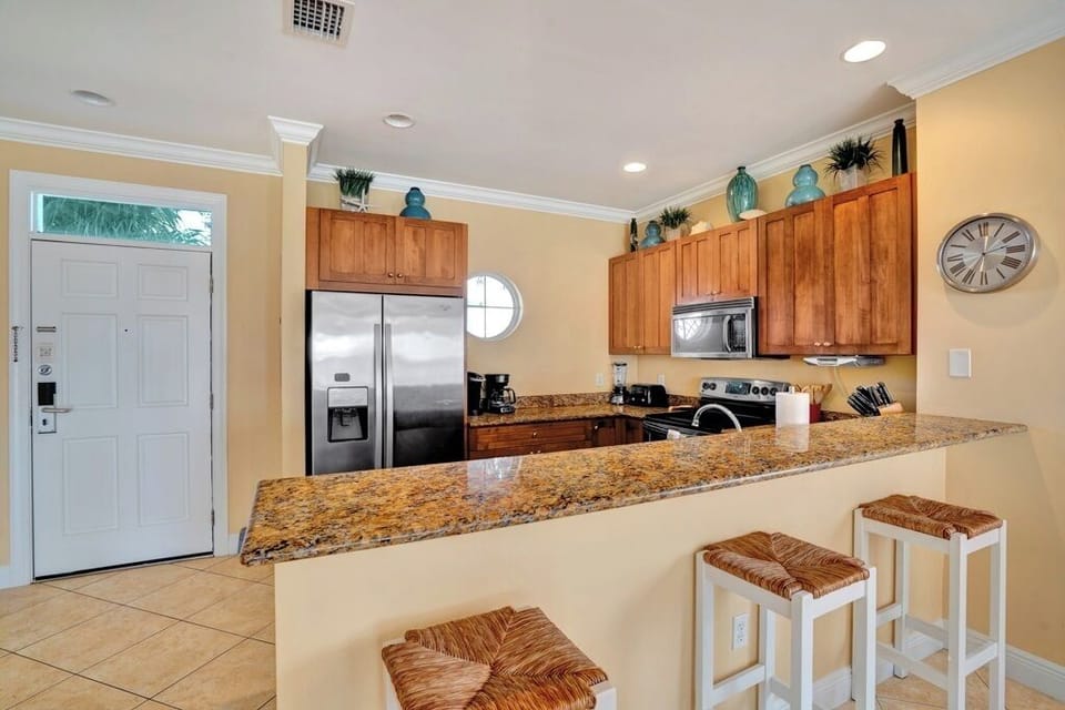Kitchen view 3