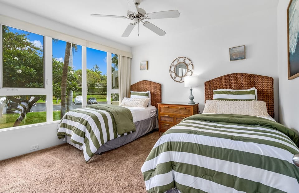 Two twin beds in guest room 
