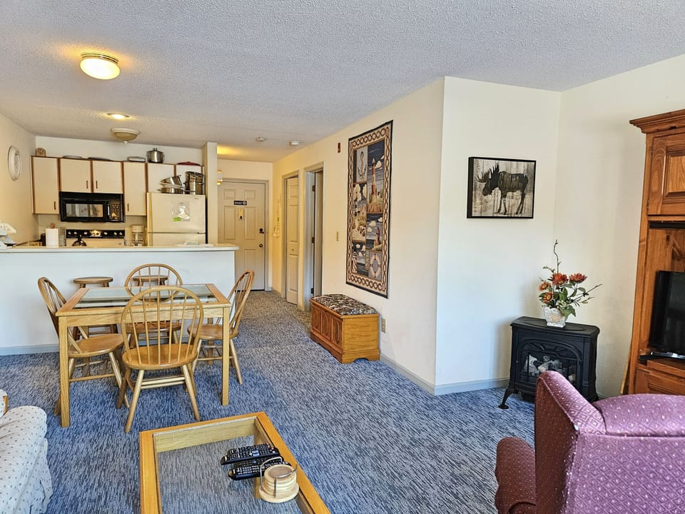 View to entry with bedroom to right