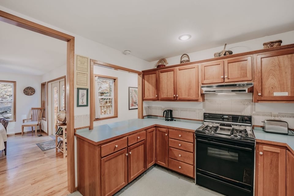 Indoors, Kitchen, Hardwood, Stained Wood, Cooktop