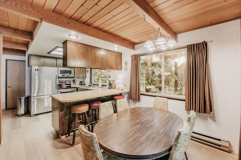 Indoors, Dining Room, Dining Table, Furniture, Table