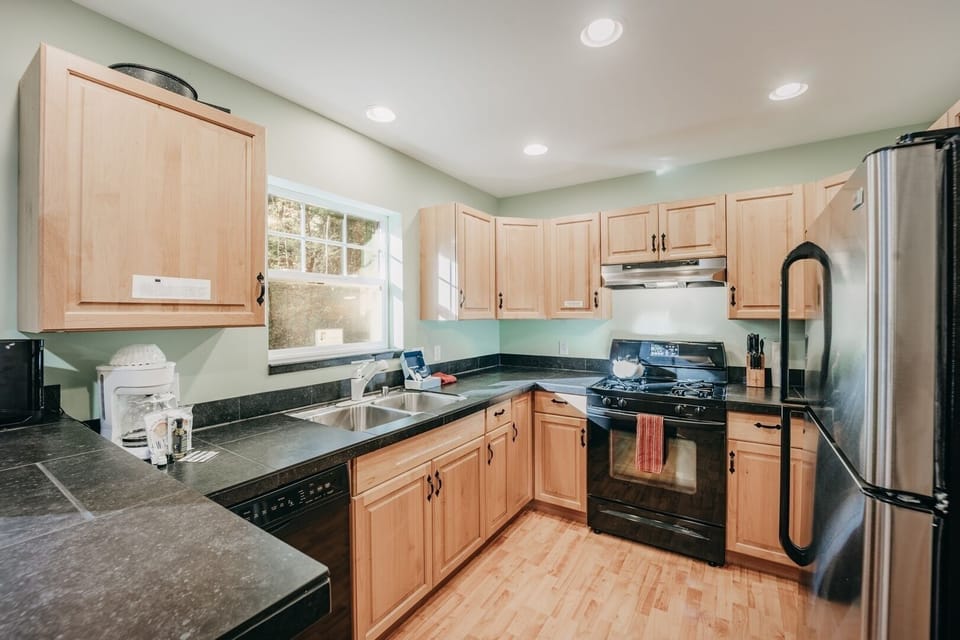 Indoors, Kitchen, Sink, Sink Faucet, Hardwood