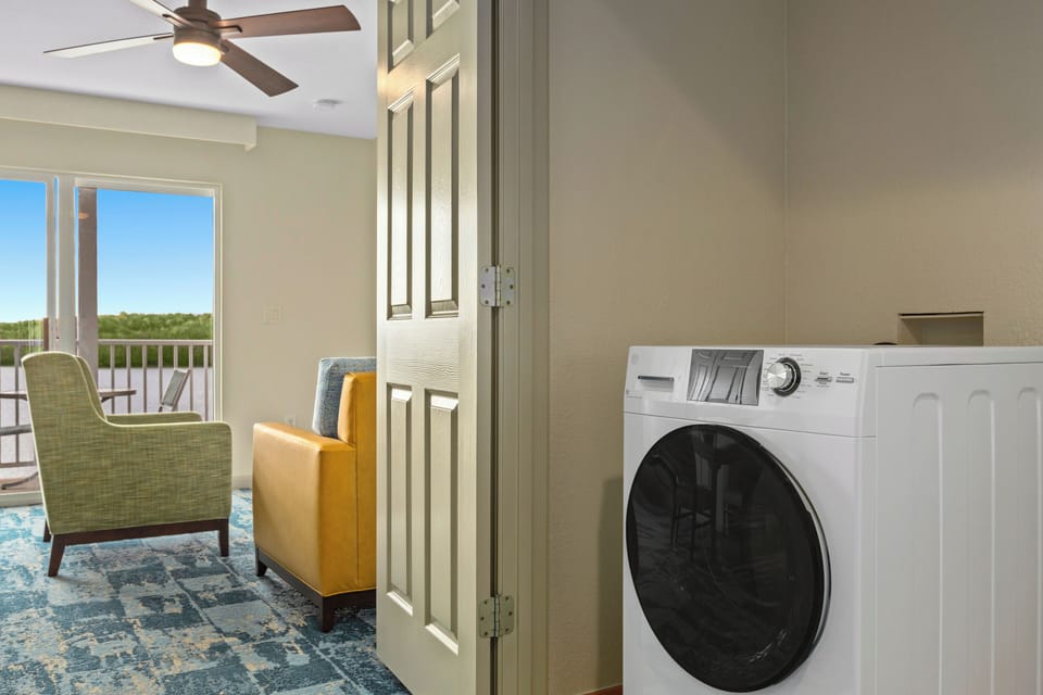 One-Bedroom-ADA-washer-Dryer-WorldMark-Lake-of-the-Ozarks