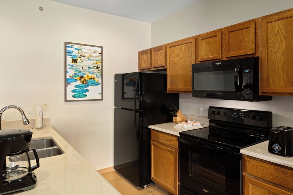 Three-Bedroom-Kitchen-1-WorldMark-Lake-of-the-Ozarks