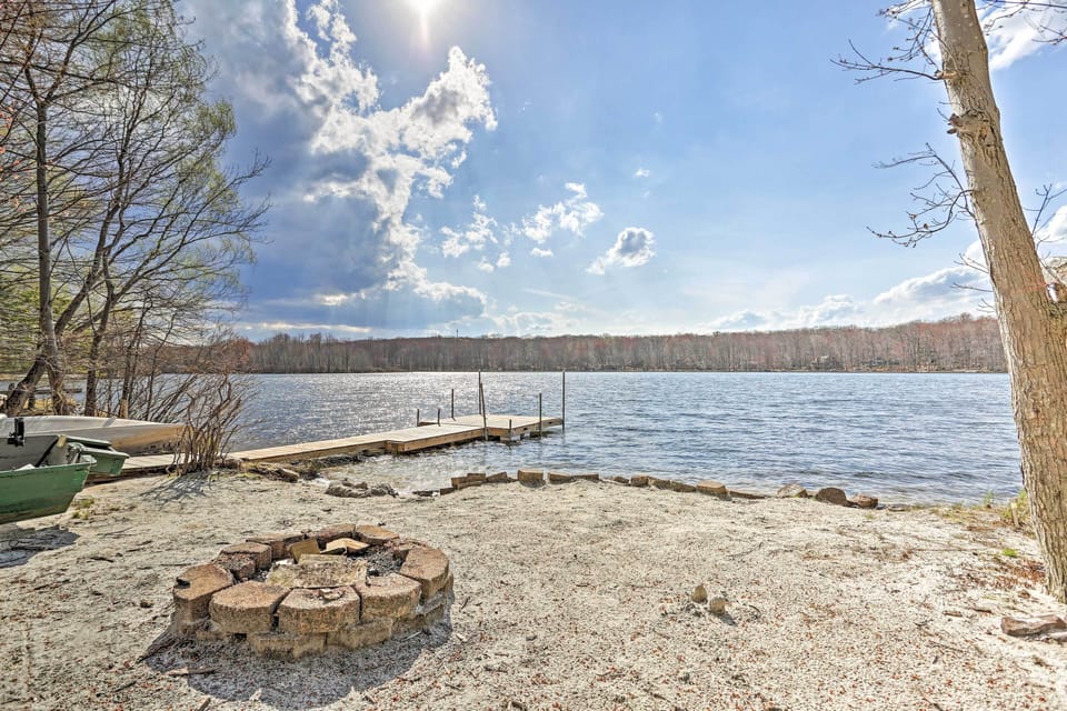 Lakefront | Fire Pit