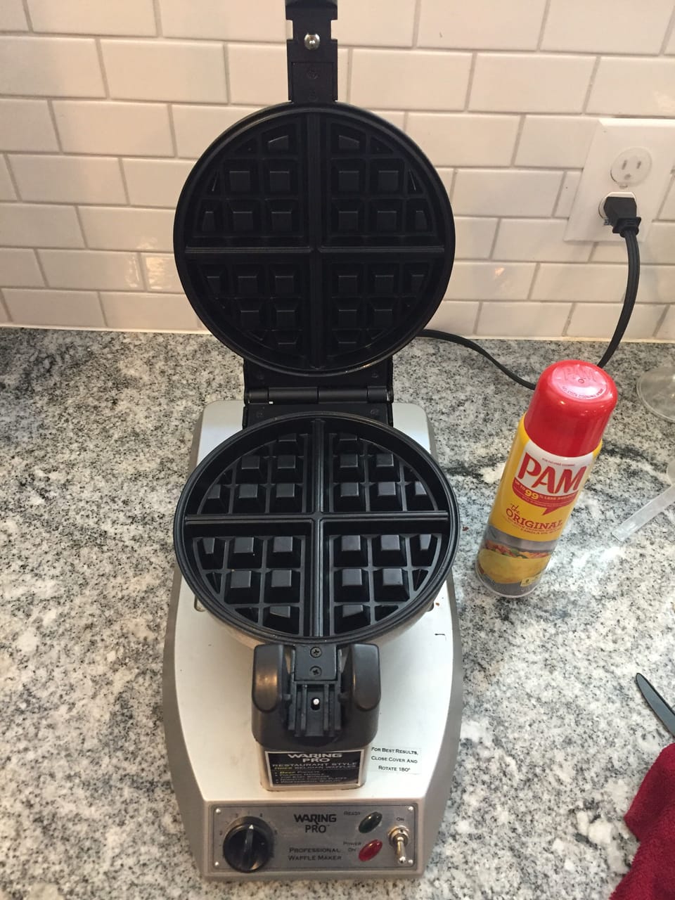 Deluxe Belgian waffle maker - makes the fluffiest waffles!