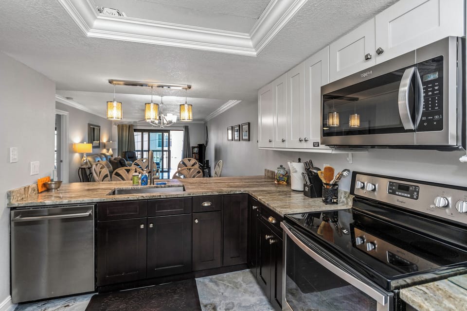 Gorgeous remodeled Kitchen with marble countertops