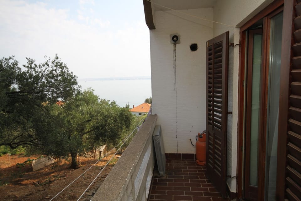 Balcony 1