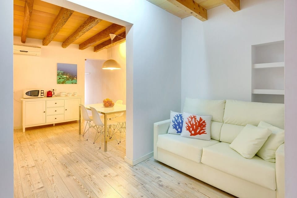 sofa bed in the URBAN SUITES Palma holiday apartment