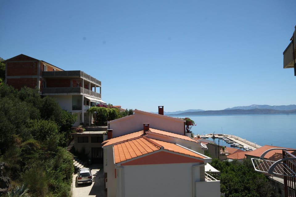 Balcony 2
